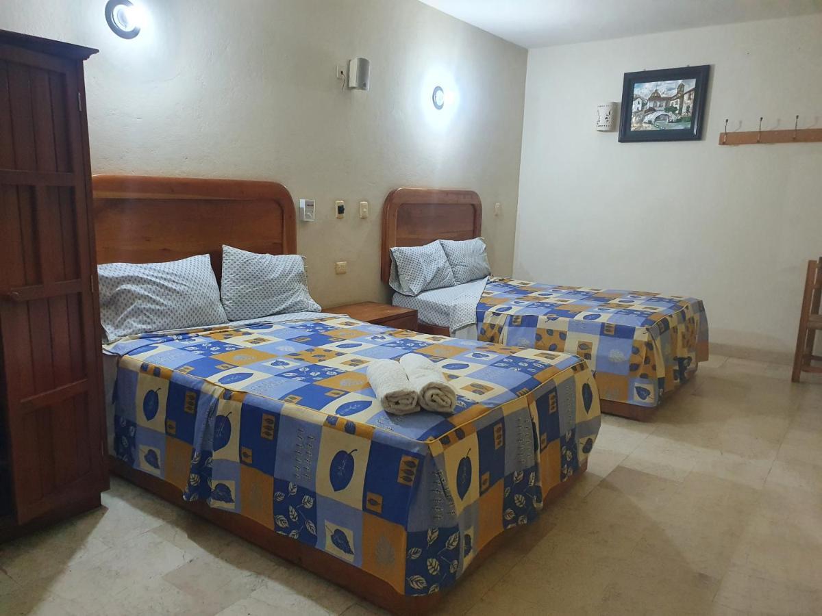 Hotel Kootznoowoo Пуерто Ескондидо Екстериор снимка